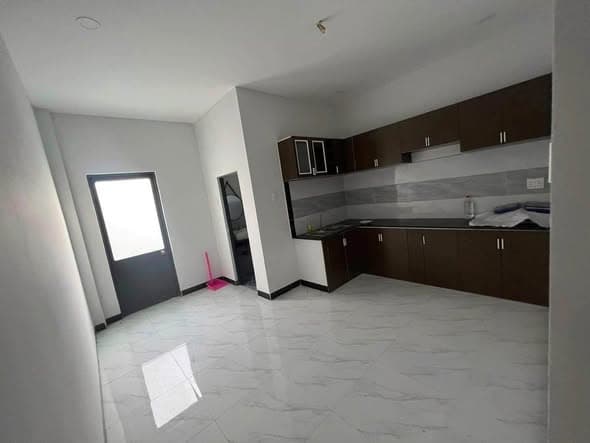 Nhà 1 Trệt 1 Lầu 2 Tỷ 2, Phường 7, TP. Tân An, Long An - Giá Tốt, Sổ Hồng Hoàn Công