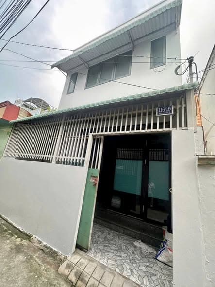 Bán Gấp Nhà 1 Trệt 1 Lầu Hẻm Chợ Đêm, Phường 1, TP Tân An, Giá Chỉ 2.1 Tỷ